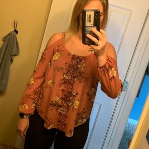 Floral color shoulder top